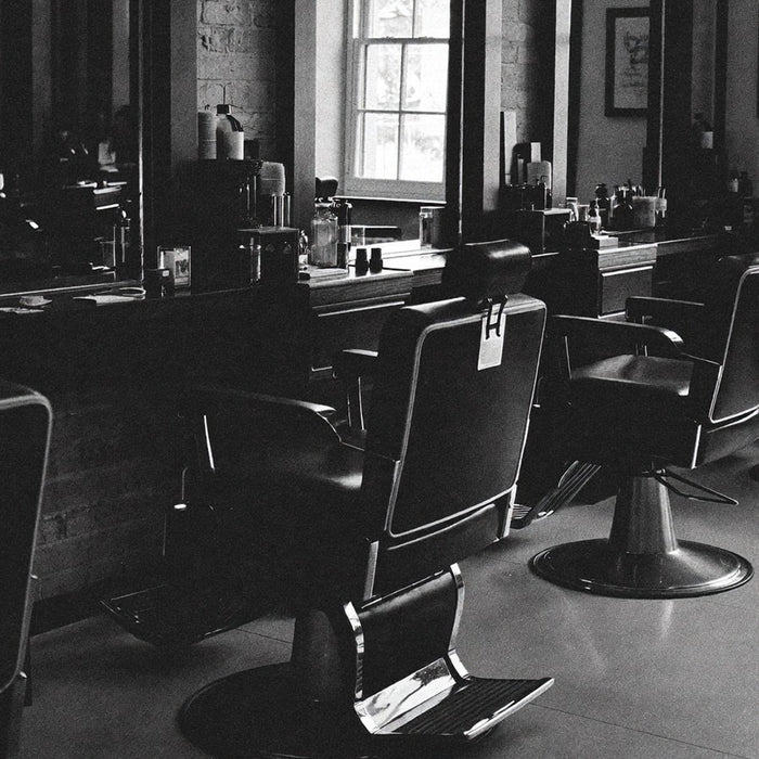 Salon de barbier vide avant l'ouverture